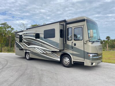 Headed to Tampa RV Show to buy? -  Check this 2022 Kountry Star 3412 nearby.