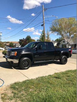 GMC fully detailed in driveway angled front DS viewOct 2018.jpg
