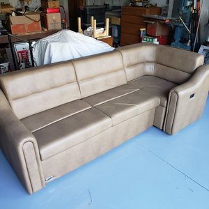 Flexsteel L-shaped sleeper sofa